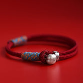 Pulsera de cordón rojo de plata de ley con dije de caqui para la buena suerte