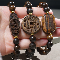 Exquisites, geschnitztes Armband aus Adlerholz – handgefertigte buddhistische Mala