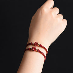 Vierblättriges Kleeblatt Fünfblättrige Blume Zinnober Segen Rote Schnur Armband