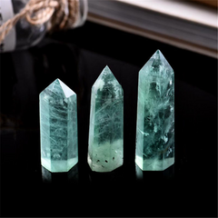Green fluorite pillar