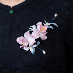 ‌Handmade Pink Iris Vine Silk Hairpin | Exquisite Brooch Pin for Charming Oriental Style‌