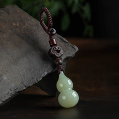 Lucky Jade Gourd Talisman - Sandalwood Car Keychain