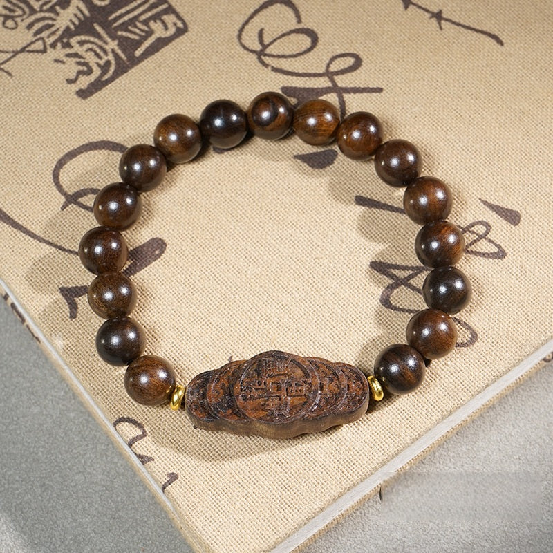 Exquisites, geschnitztes Armband aus Adlerholz – handgefertigte buddhistische Mala