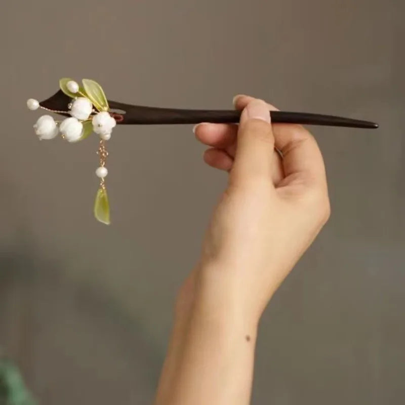 ‌Elegant New Jade Orchid Wooden Hairpin: Vintage Coiled Hairpiece Ringflower for Hanfu/Cheongsam Hair Accessories‌