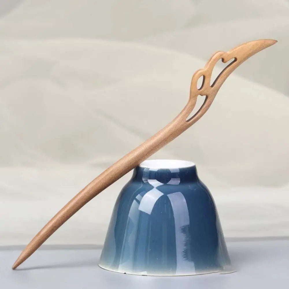 Cute Tassel Wooden Hair Stick: Chinese Style Bun Pin for Hanfu & Daily Wear