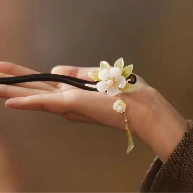 ‌Elegant New Jade Orchid Wooden Hairpin: Vintage Coiled Hairpiece Ringflower for Hanfu/Cheongsam Hair Accessories‌