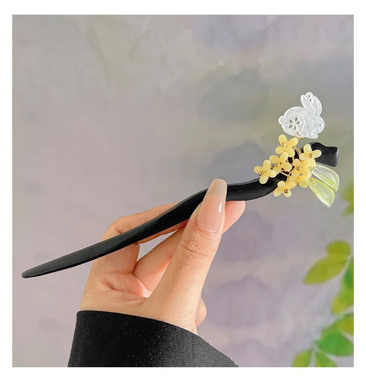 ‌Elegant New Jade Orchid Wooden Hairpin: Vintage Coiled Hairpiece Ringflower for Hanfu/Cheongsam Hair Accessories‌