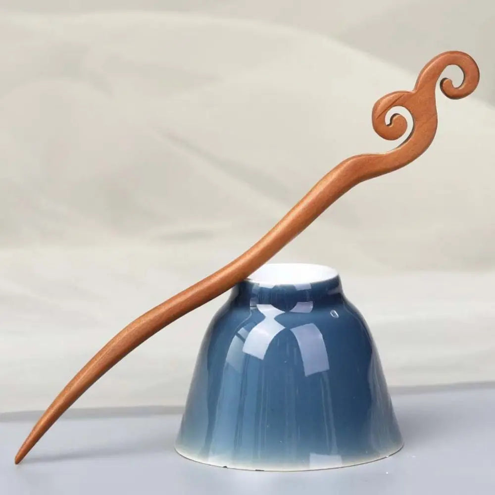 Cute Tassel Wooden Hair Stick: Chinese Style Bun Pin for Hanfu & Daily Wear