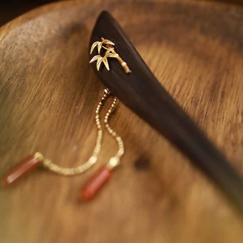 Red Agate & Ebony Wood Hairpin: Traditional Tassel Design for Confidence & Style